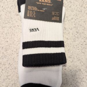 Vans Men's Athletic Crew Socks Size 9.5 -13- Black and White.